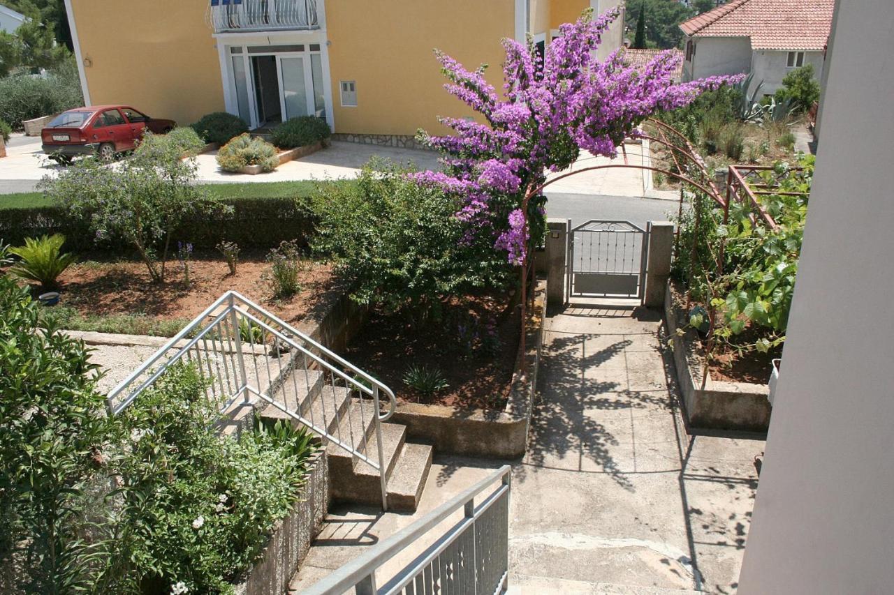 Apartment Vrboska 4634B Екстер'єр фото