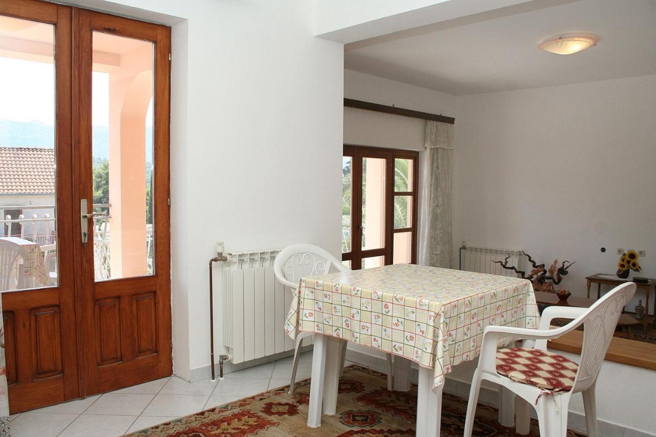 Apartment Vrboska 4634B Екстер'єр фото
