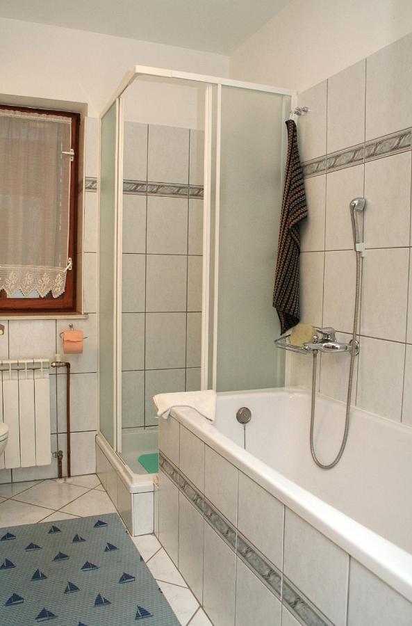 Apartment Vrboska 4634B Екстер'єр фото